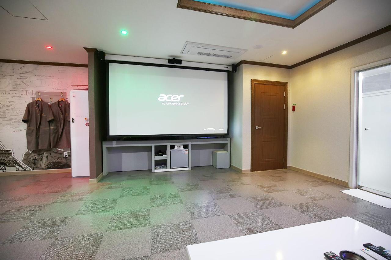 Iris Hotel Seosan ภายนอก รูปภาพ