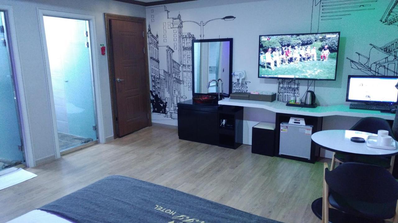 Iris Hotel Seosan ภายนอก รูปภาพ